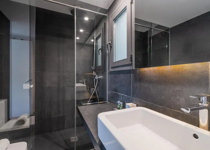 Flateli Canalejas Apartman Girona